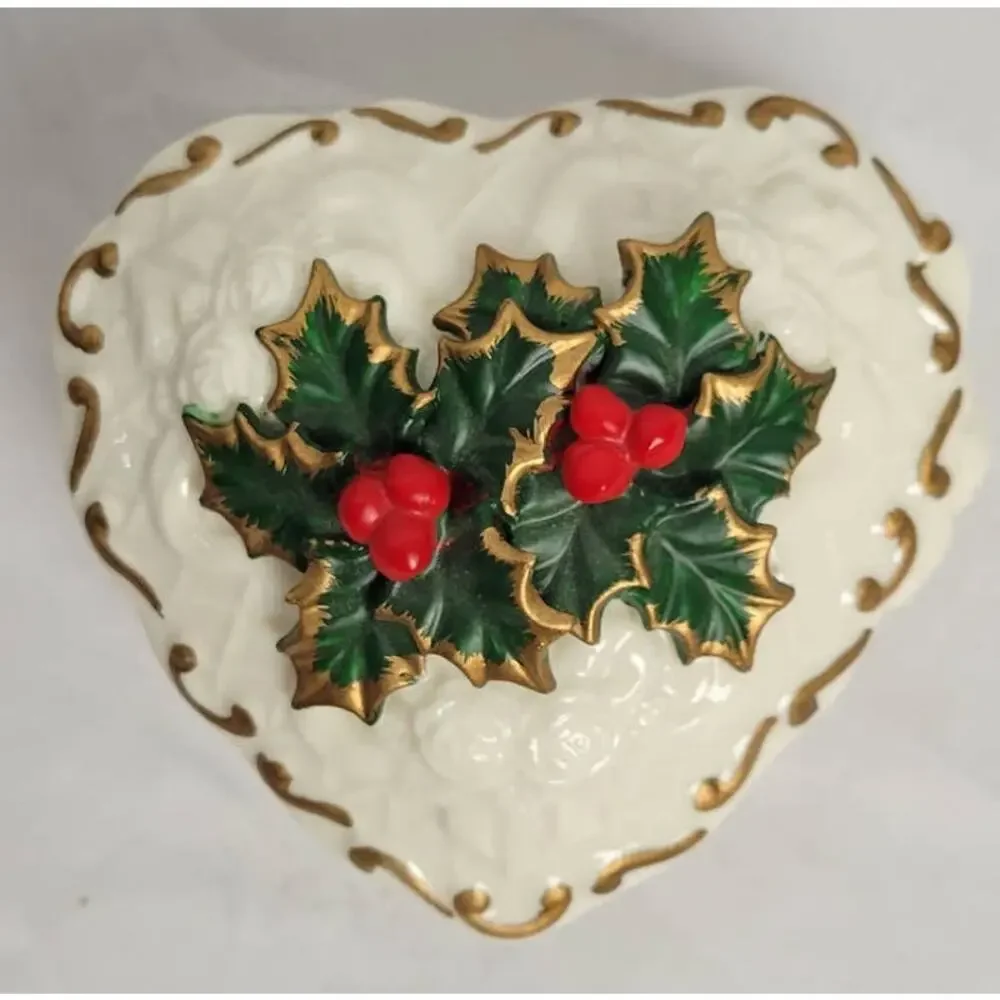 Vintage Porcelain Christmas Holly Berry Heart Ceramic Jewelry Box